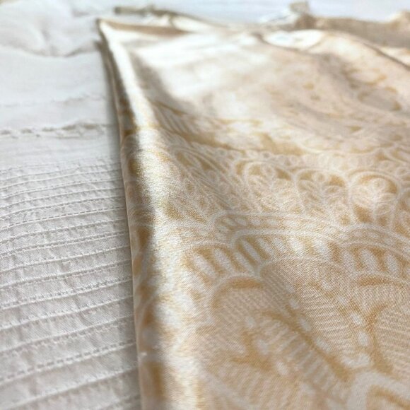 OSCAR DE LA RENTA CREAM GOLD PRINT SPAGHETTI SLEEVES SATIN MAXI SLIP SLEEPWEAR - Picture 7 of 8